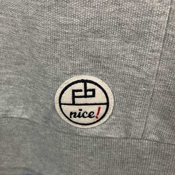 FUBU GREY & WHITE KOREAN CREW NECK T-SHIRT FOR MEN’S & WOMEN’S - Picture 5 of 6